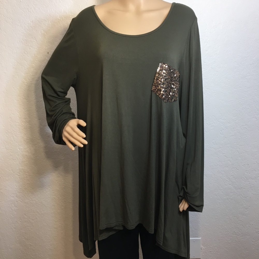 Dark Green Tunic Top w/ Bronze Sequin Pocket